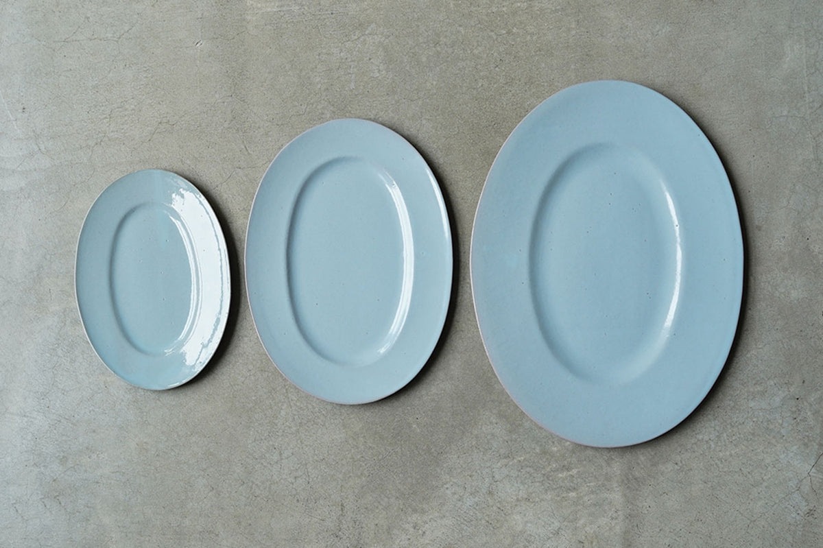 marais / Marais Oval Plate Medium Blue Red Clay