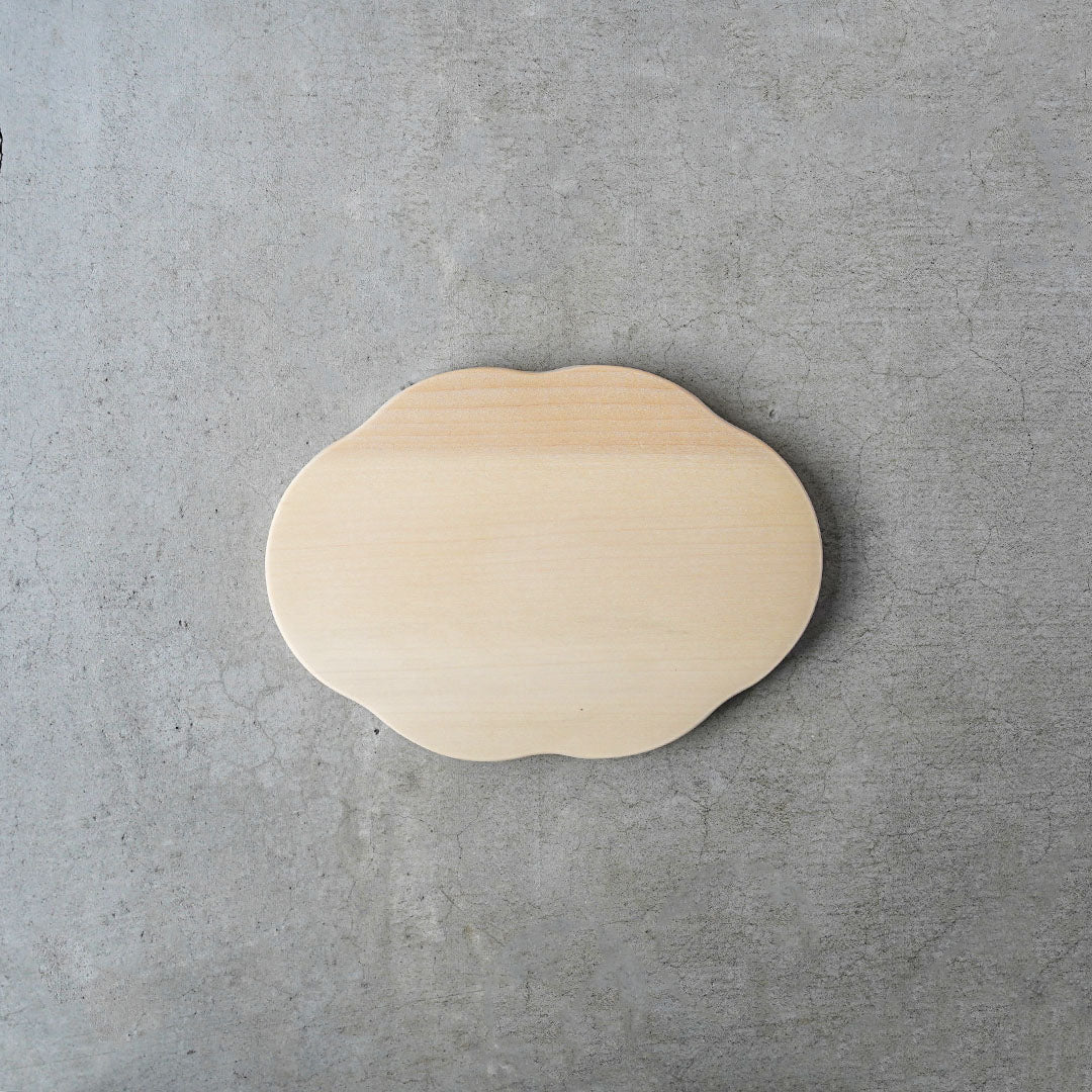 woodpecker Ginkgo Wood Cutting Board Kumo S