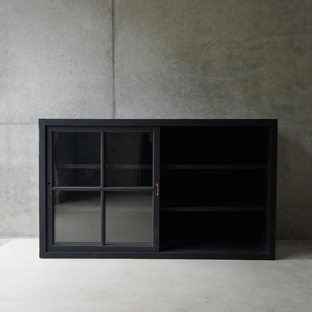 Side Board