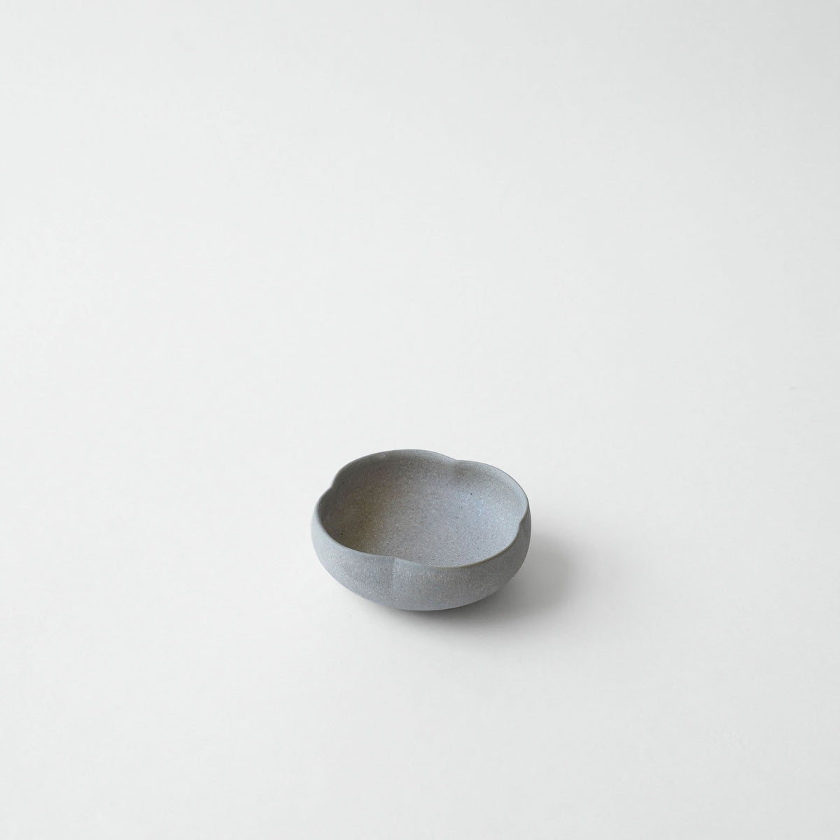 Obara Sota Flower-Shaped Small Bowl B