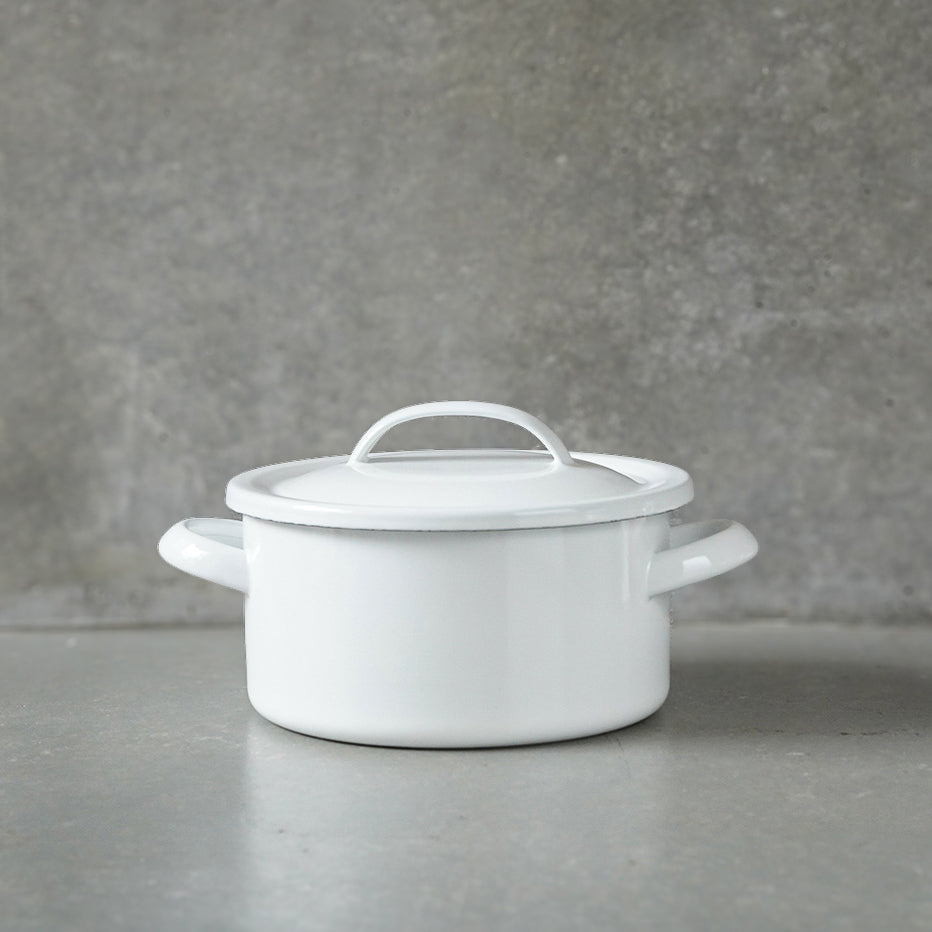 月兎印 キャセロール 19cm ホワイト