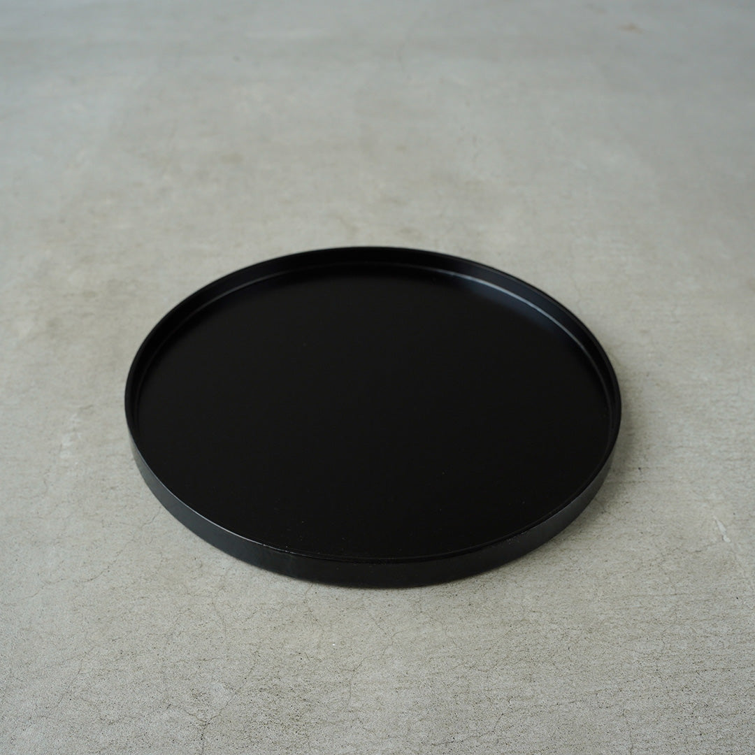 Hinao Shikki Naoemon 8.5-inch Round Tray, Black Tame