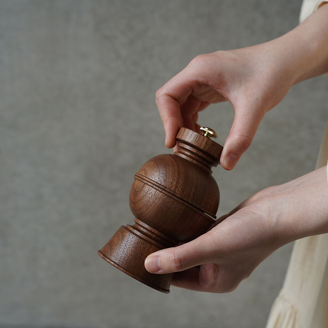 木工ヤマニ ペッパーミル 4 占イ