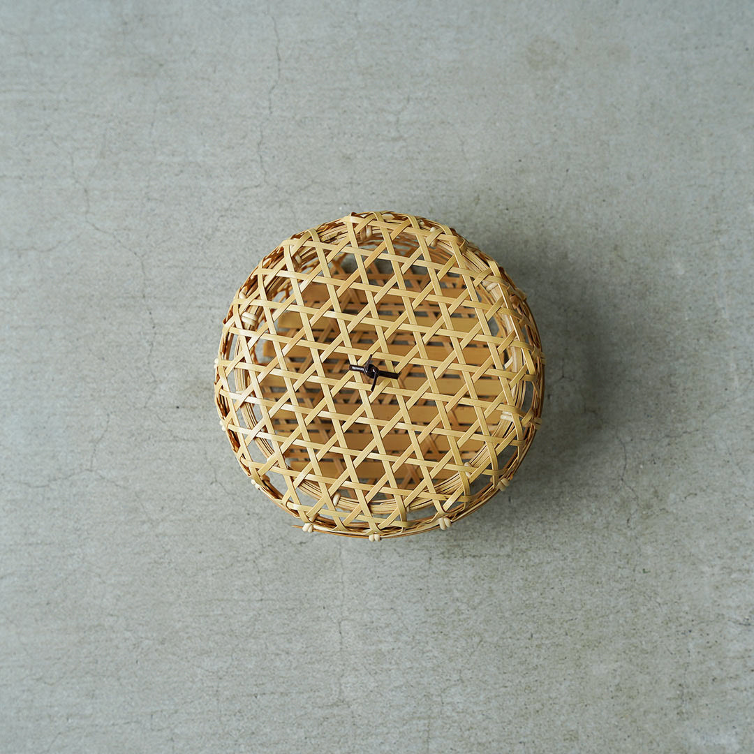 Nanpu Crafts Hexagonal Lidded Basket, White