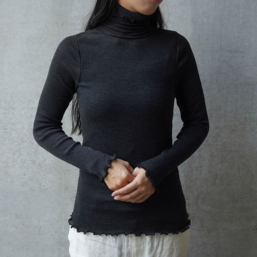 me. merino washable wool タートルネック