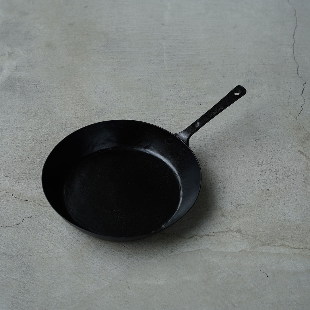 Yamago Blacksmith Slightly Deeper Frying Pan 26cm