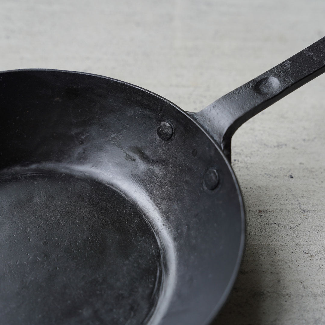 Yamago Blacksmith Slightly Deeper Frying Pan 26cm