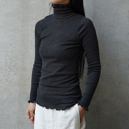 me. merino washable wool タートルネック