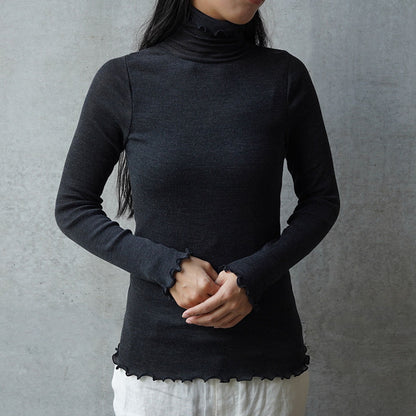 me. merino washable wool タートルネック