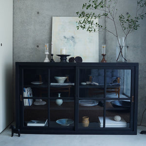 Side Board