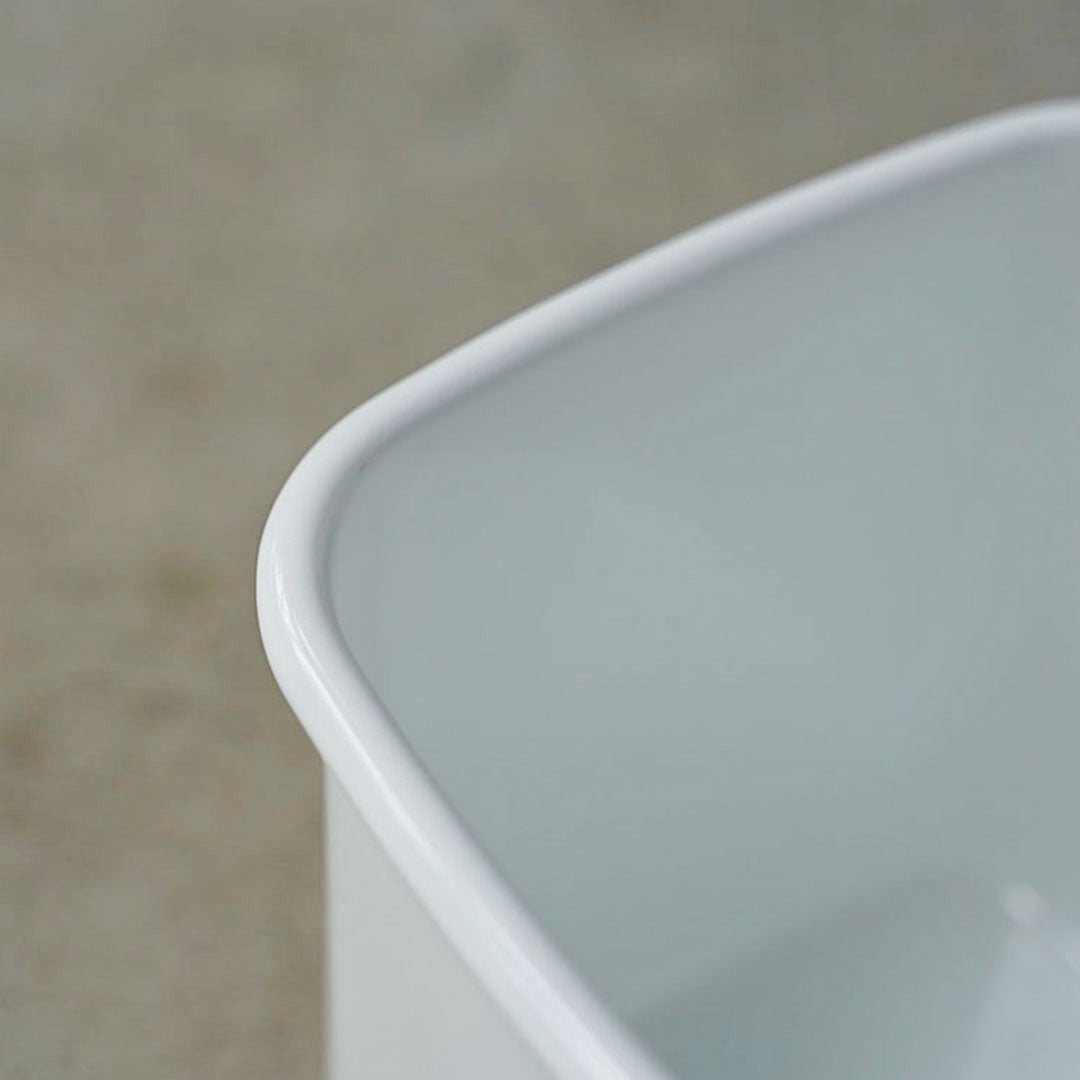 Noda Horo White Series Square L with Seal Lid