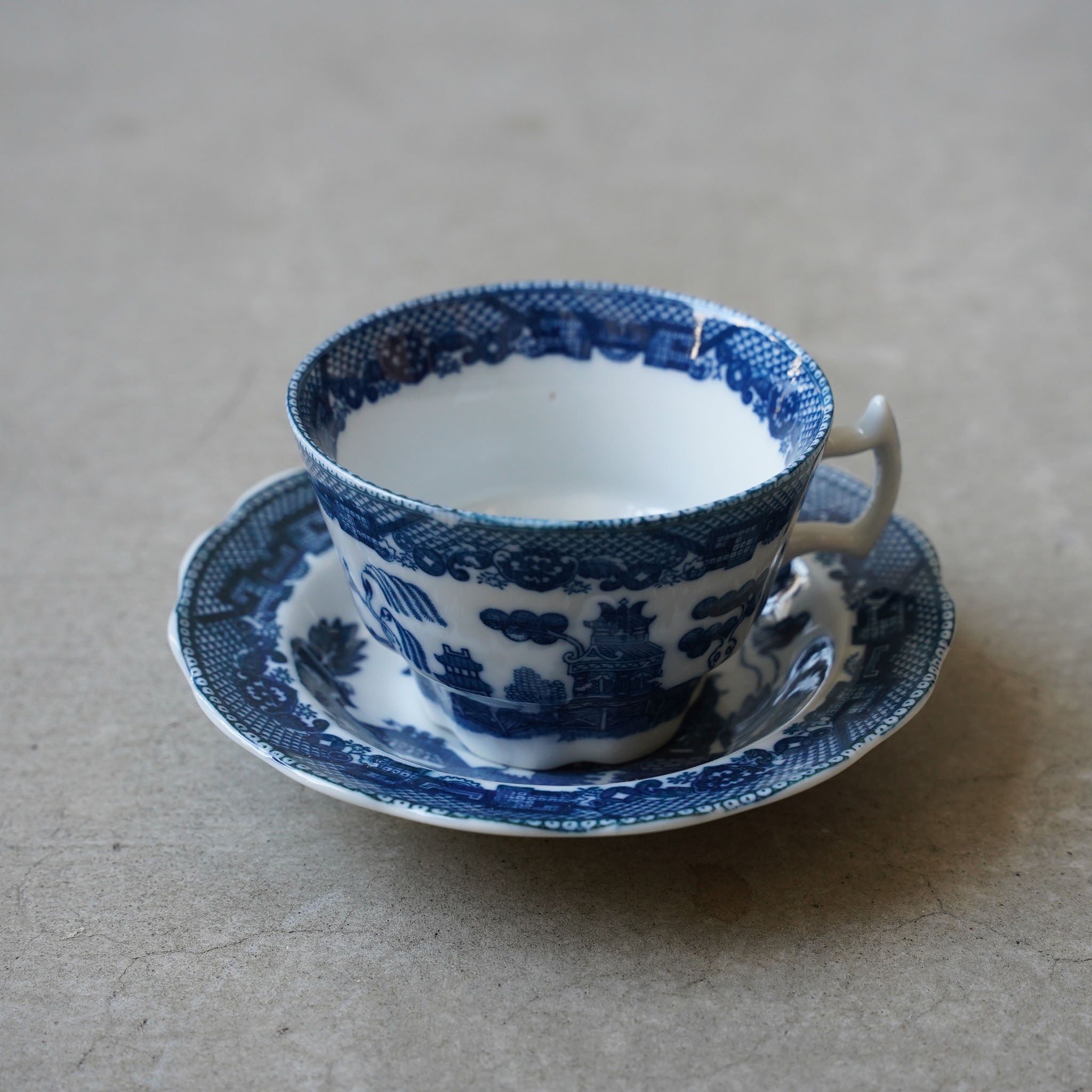 Blue Willow Cup &amp; Saucer Set of 2