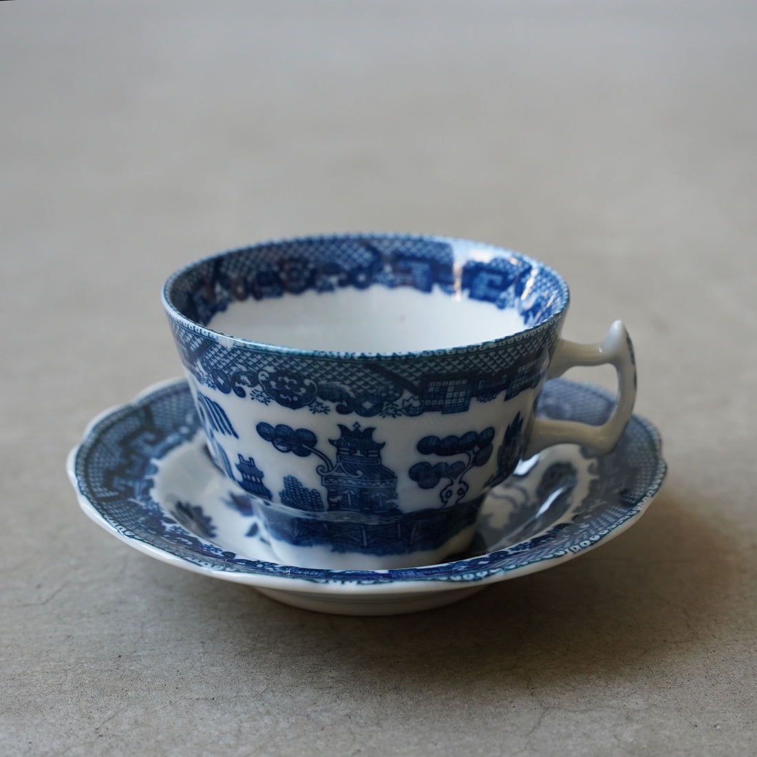 ブルーウィロー  カップ＆ソーサー  2脚セット