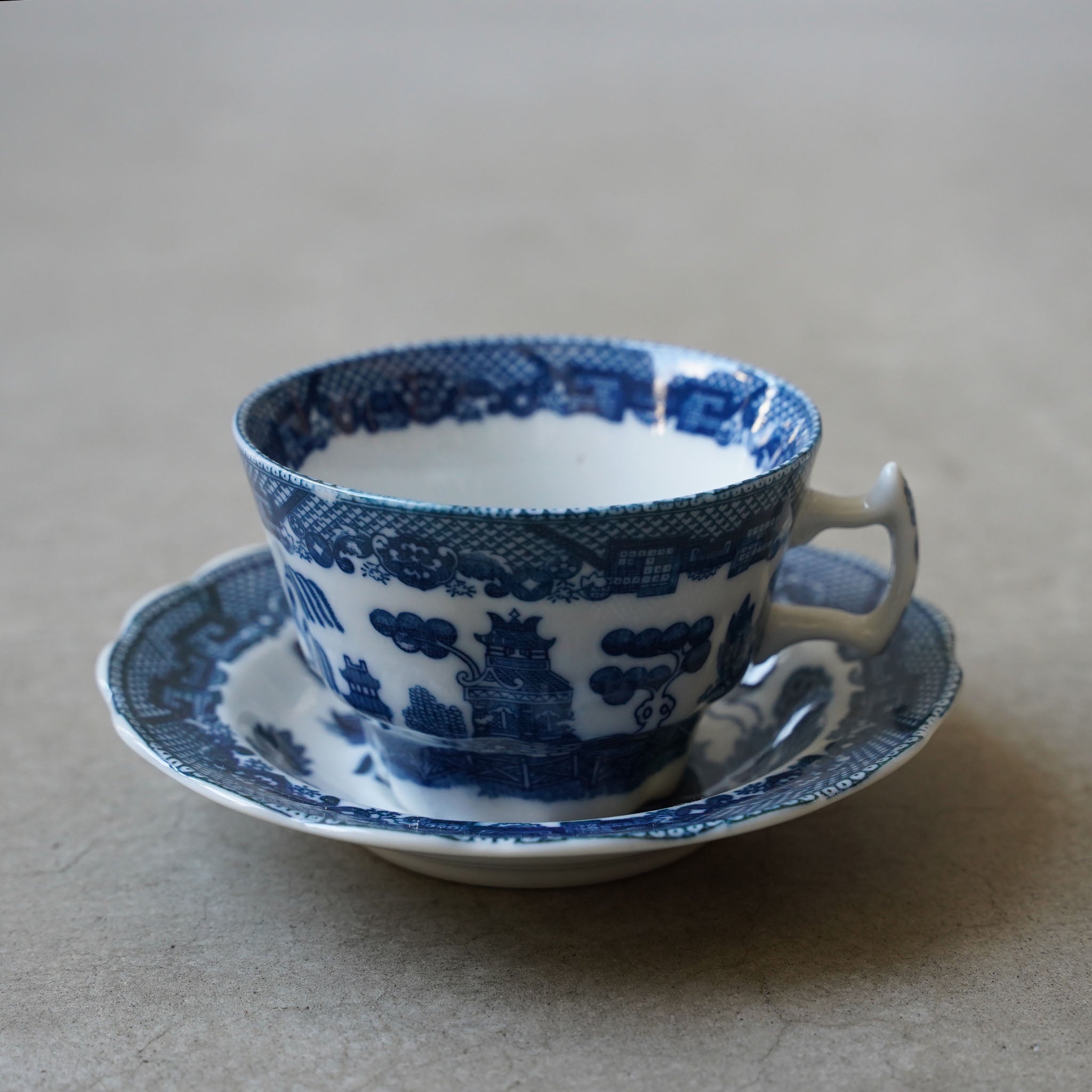 Blue Willow Cup &amp; Saucer Set of 2