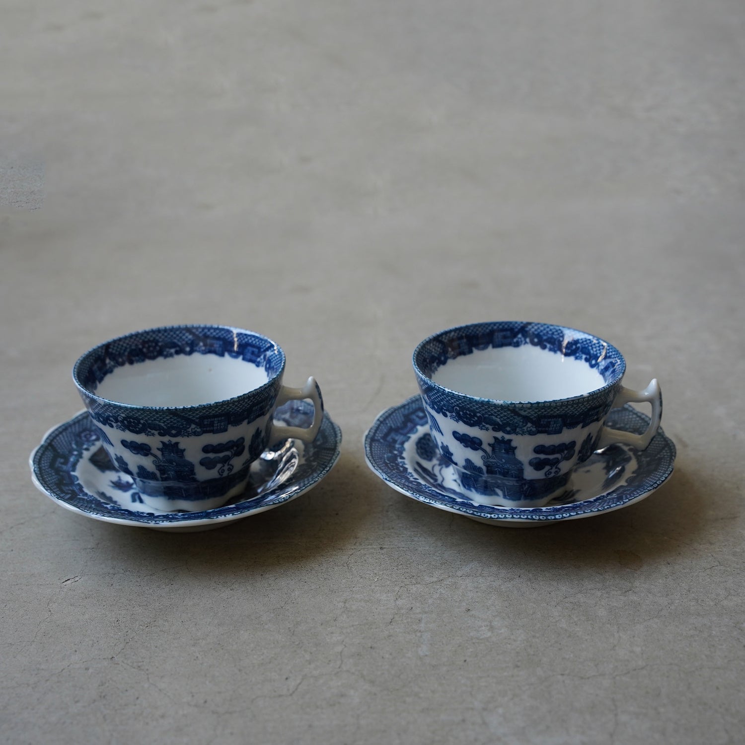 ブルーウィロー  カップ＆ソーサー  2脚セット