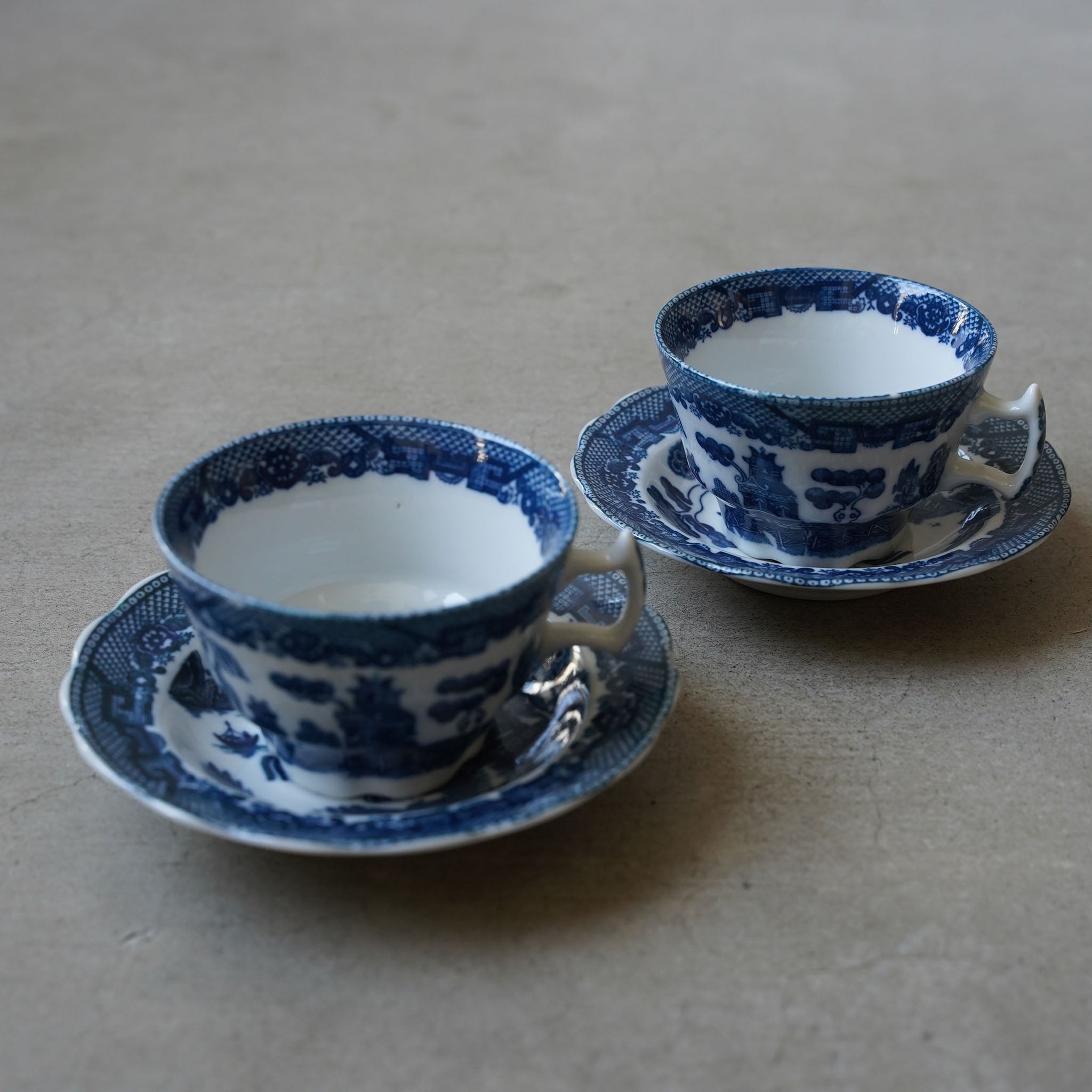 Blue Willow Cup &amp; Saucer Set of 2