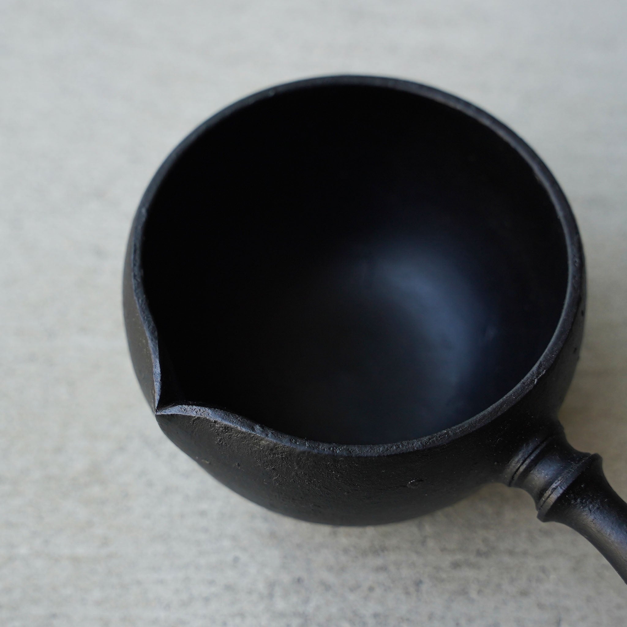 Kenta Nakanishi - Pitcher - Black Wiped Urushi