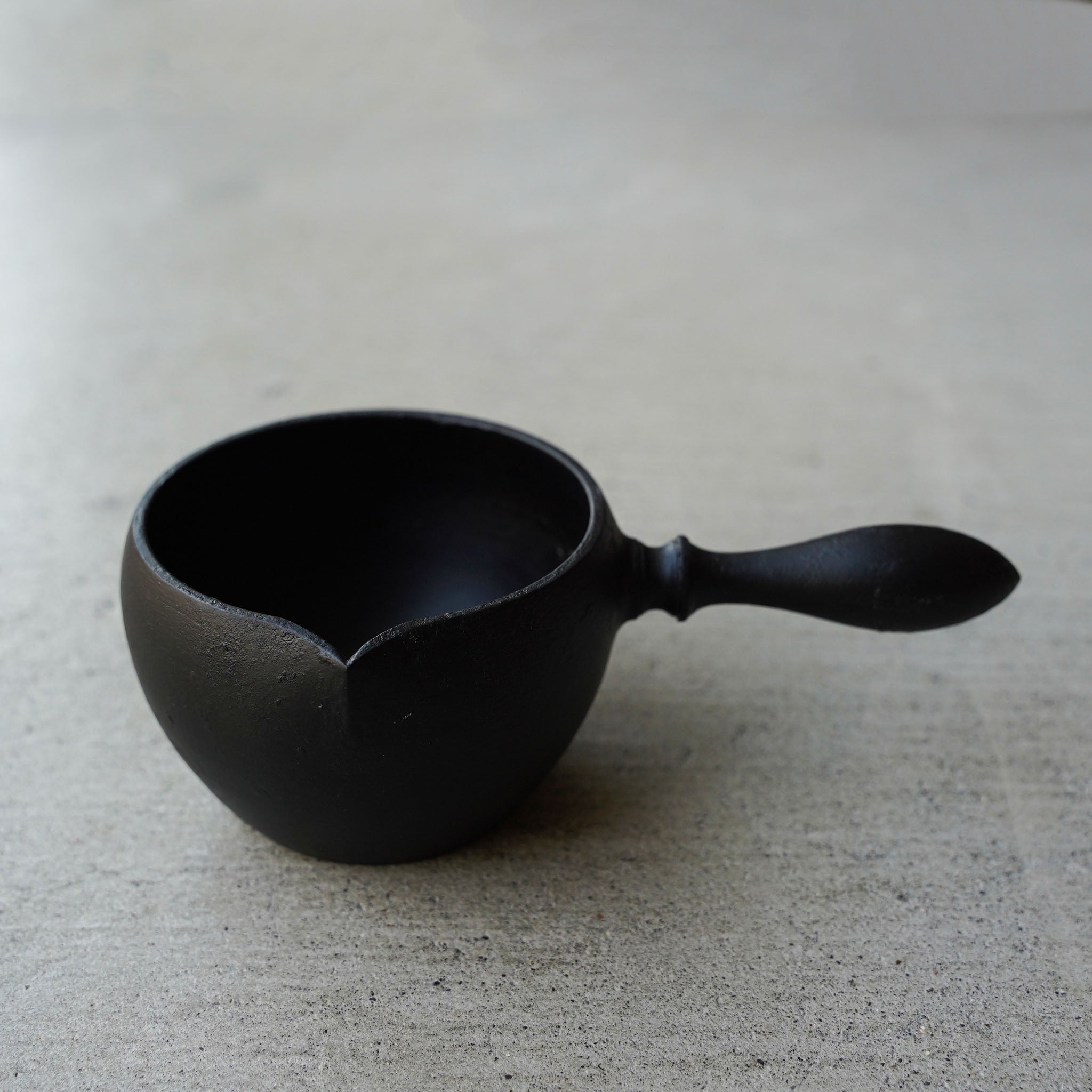 Kenta Nakanishi - Pitcher - Black Wiped Urushi