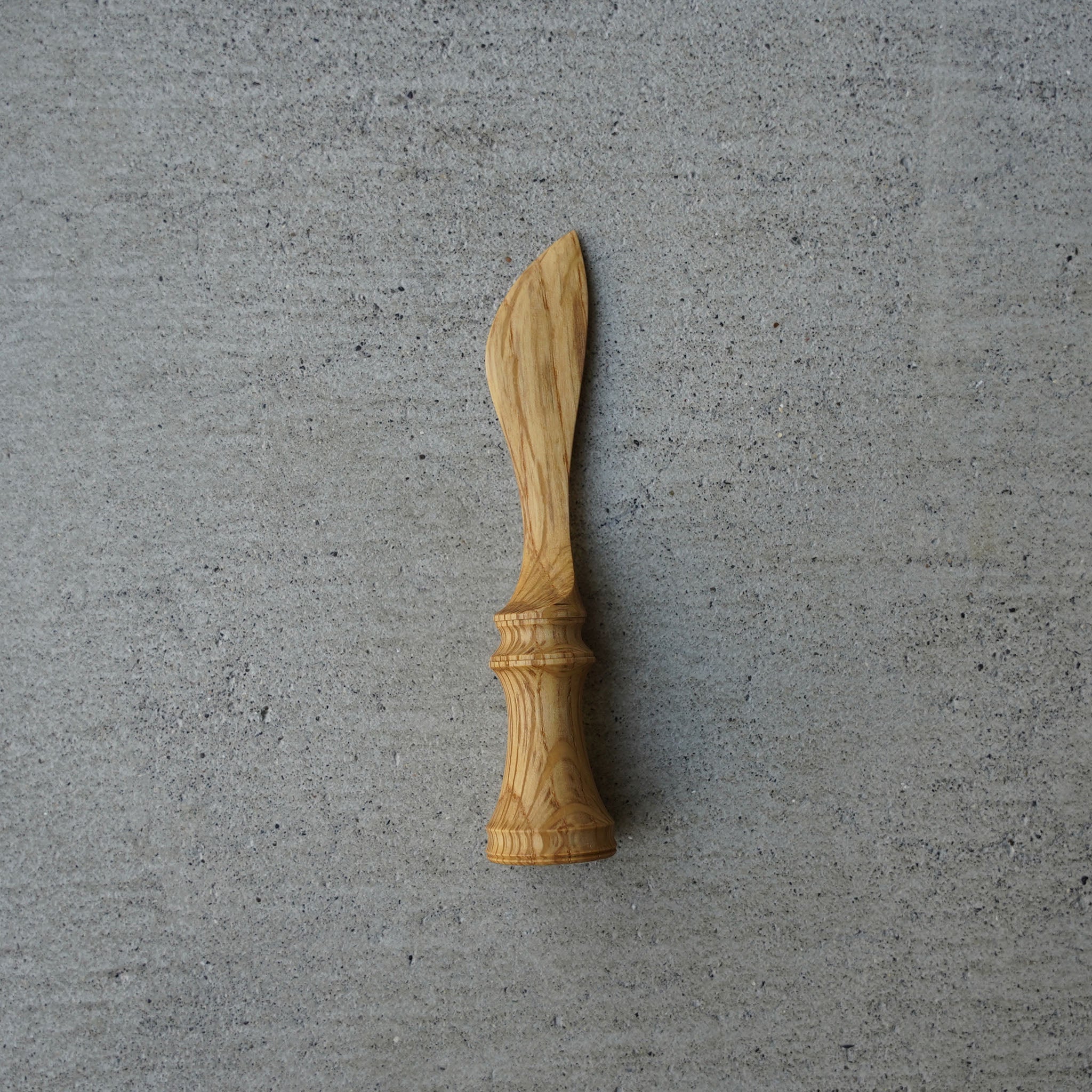 Kenta Nakanishi - Self-standing Butter Knife, Oak