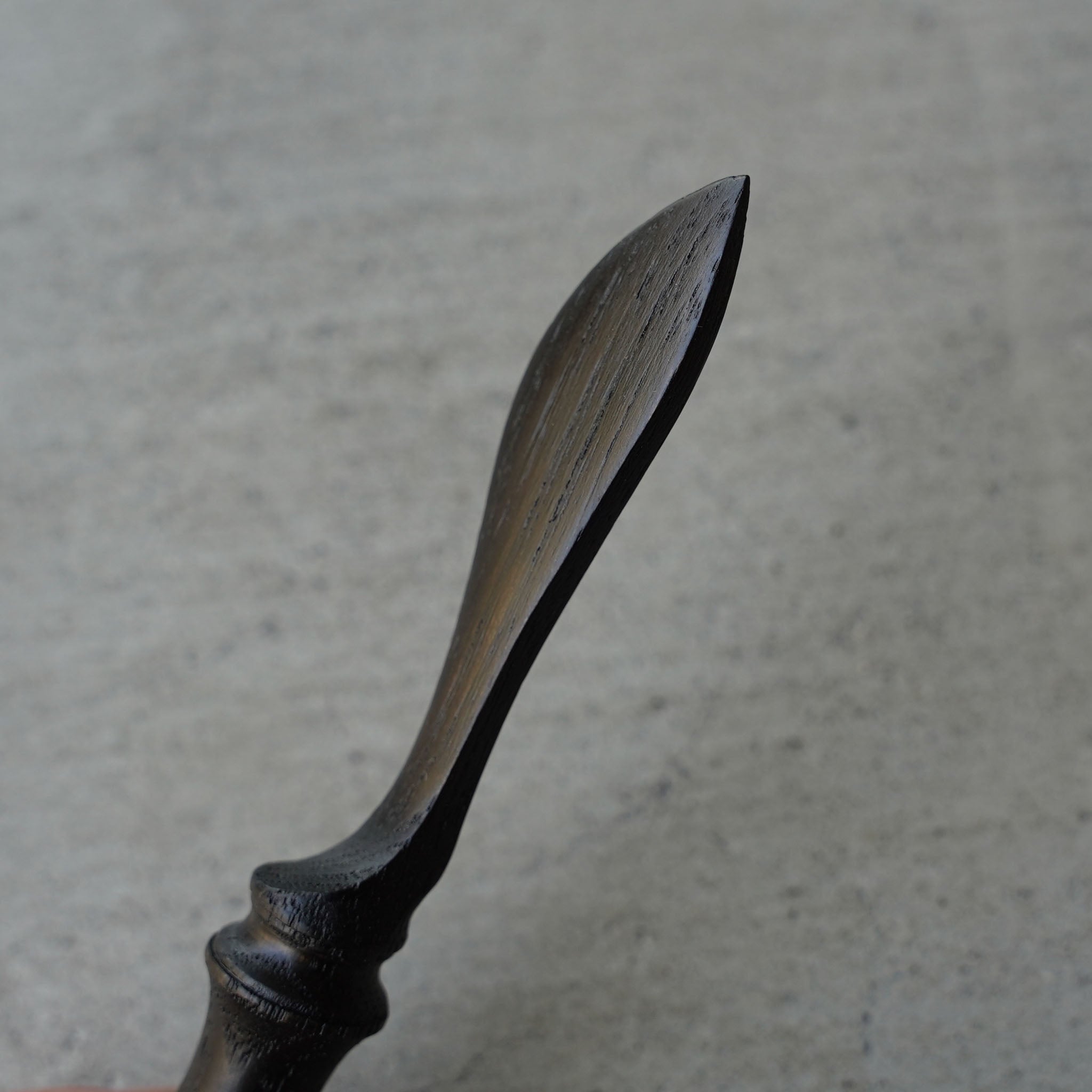 Kenta Nakanishi - Butter Knife, Self-Standing, Chestnut, Black Wiped Urushi