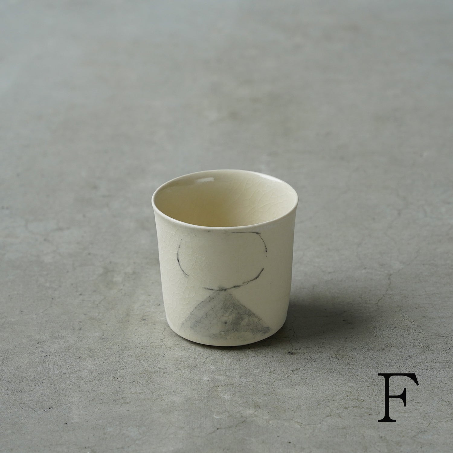 佐藤朱理 Cup (M)