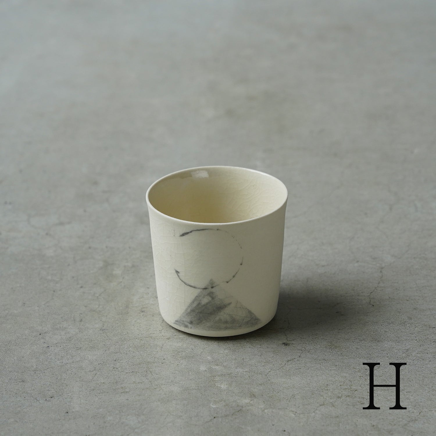 佐藤朱理 Cup (M)