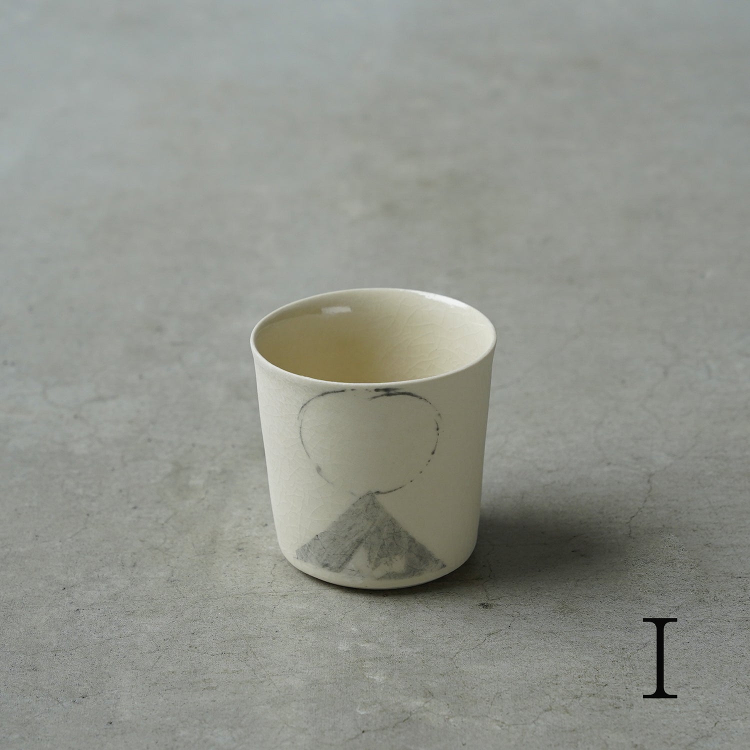 佐藤朱理 Cup (M)
