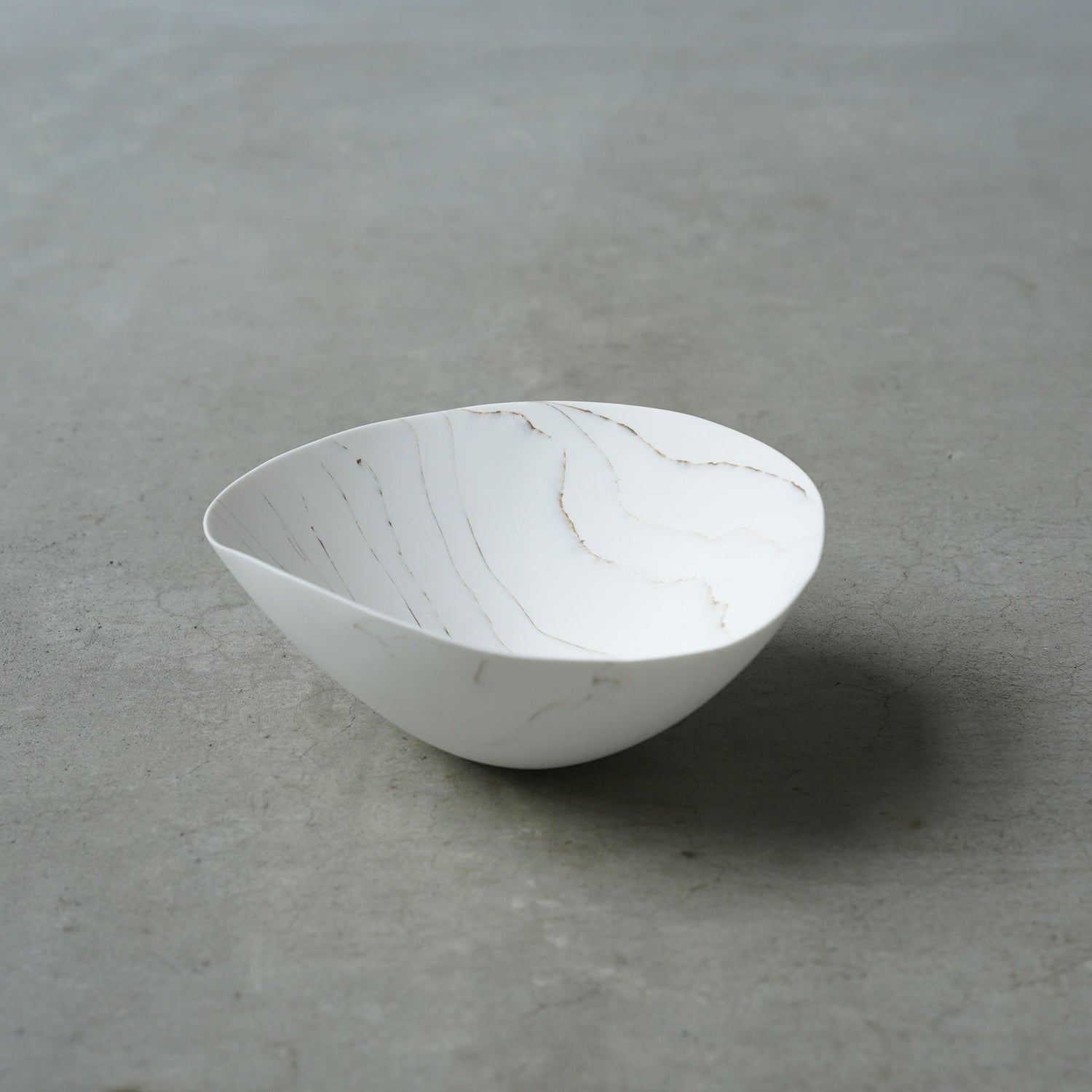 佐藤朱理 白磁練り込み Bowl A
