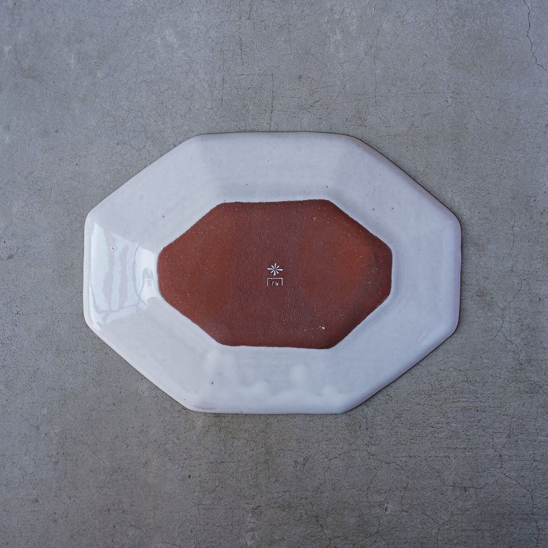marais Octagonal Plate (Large) - White Clay