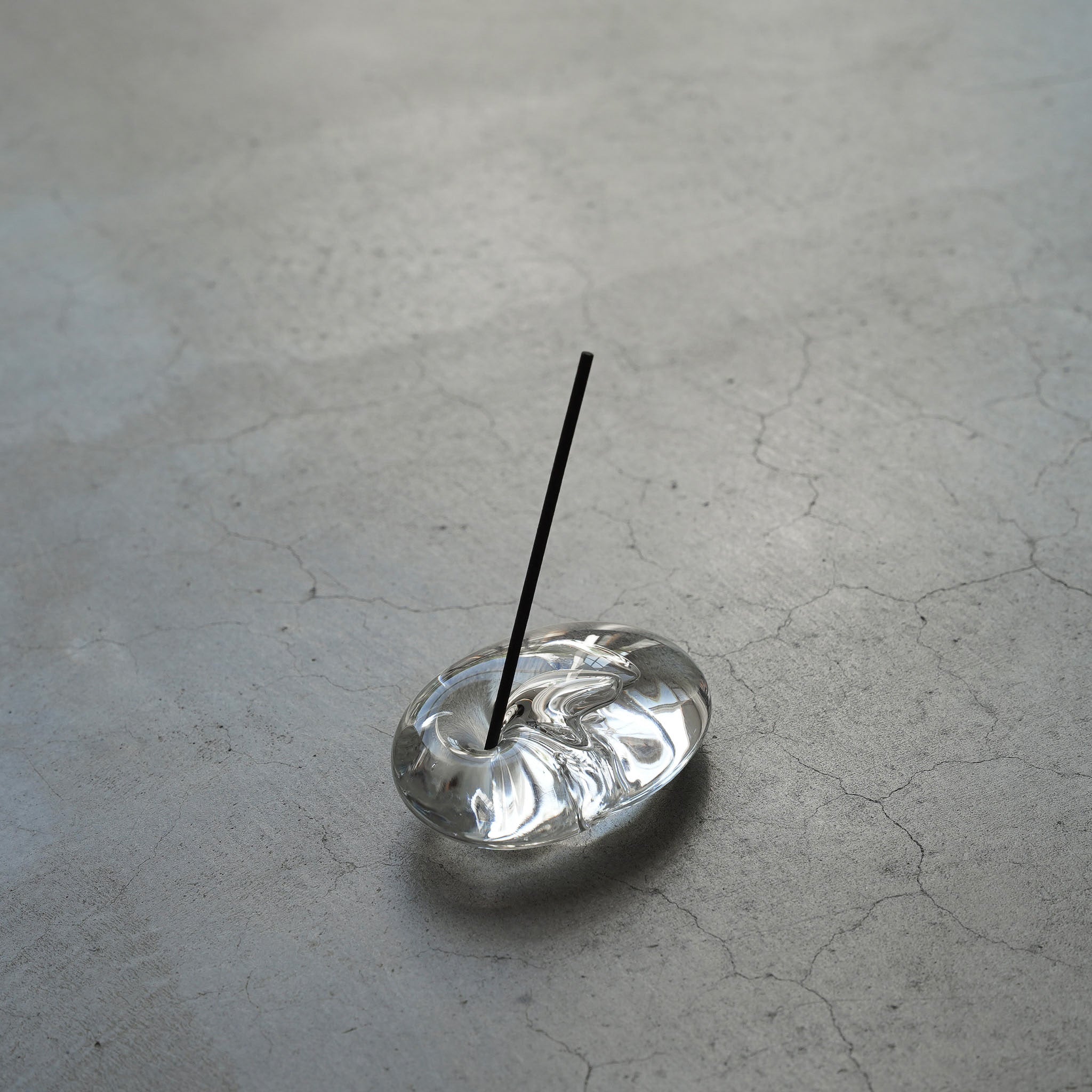 LAN incense stand B s (ISB) B