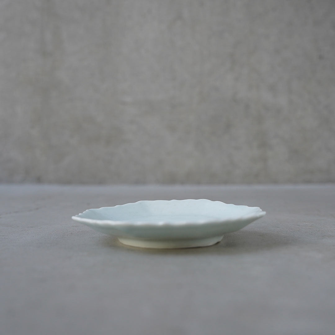 White Porcelain Fluted 4-Inch Plate