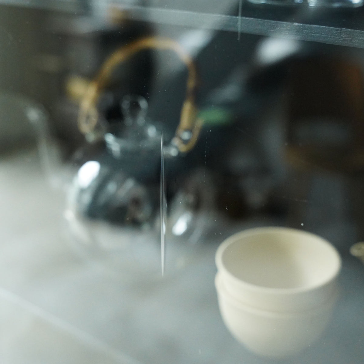 Glass Cabinet / 水屋箪笥