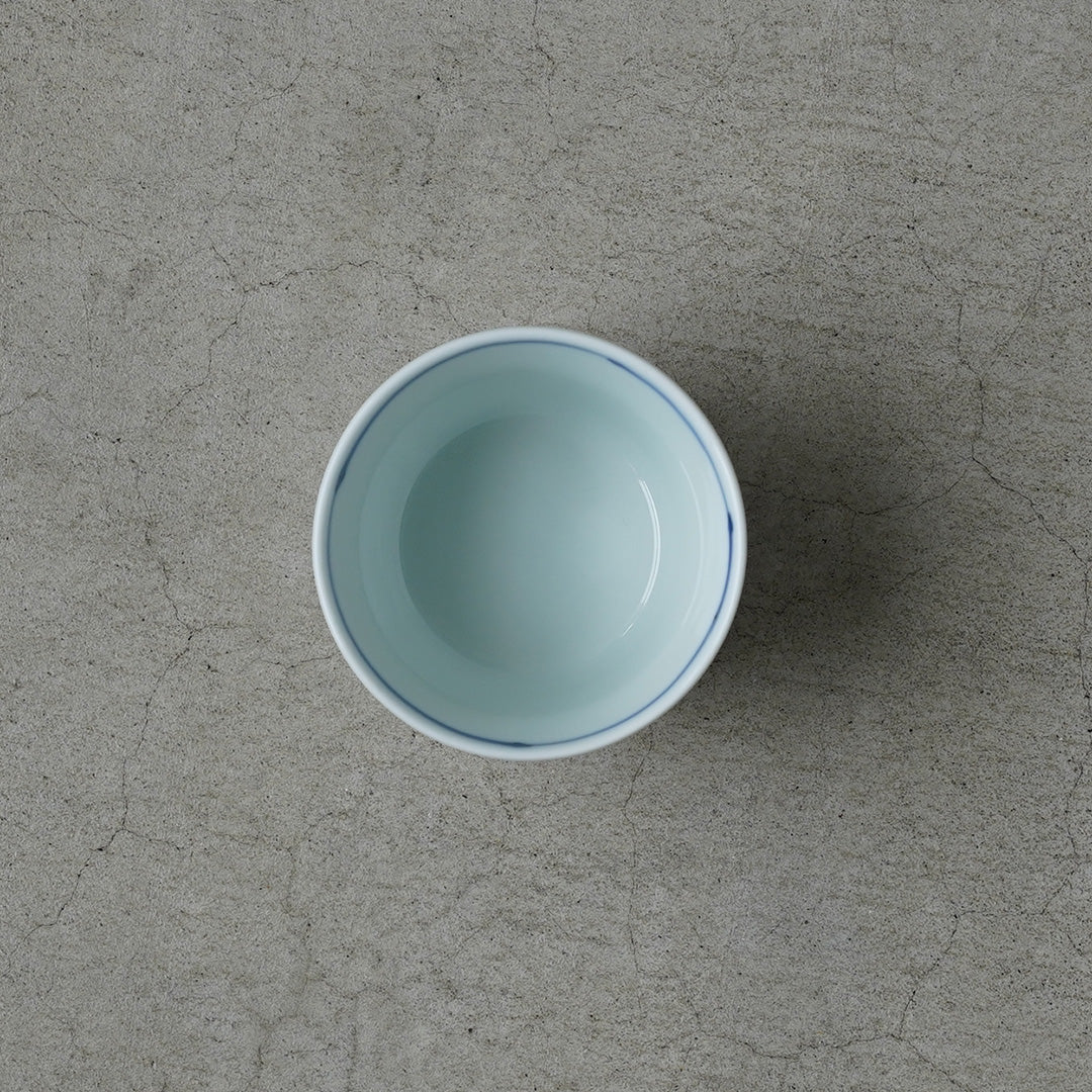 Keizan Kiln Sometsuke Four-Petal Flower Soba Choko