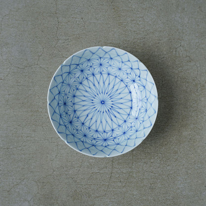 渓山窯 染付網目麻の葉5寸鉢(なます皿)