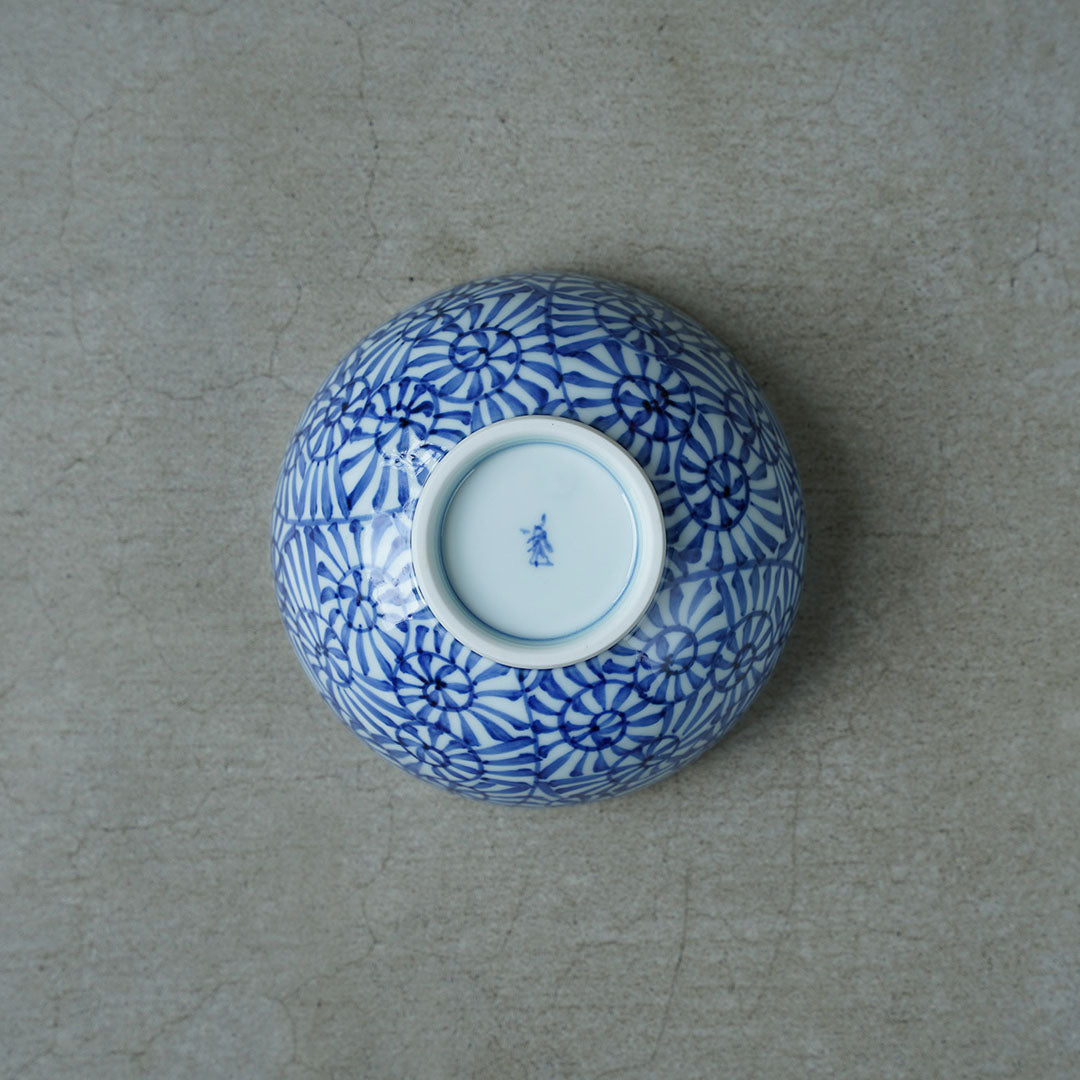 Keizan Kiln Sometsuke Arabesque 4.7-inch Stepped Donburi Bowl