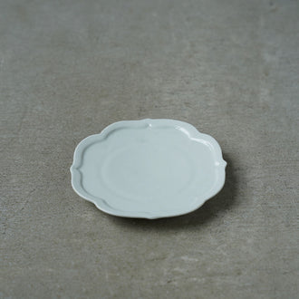 嘉泉窯 白瓷四稜四寸半小皿