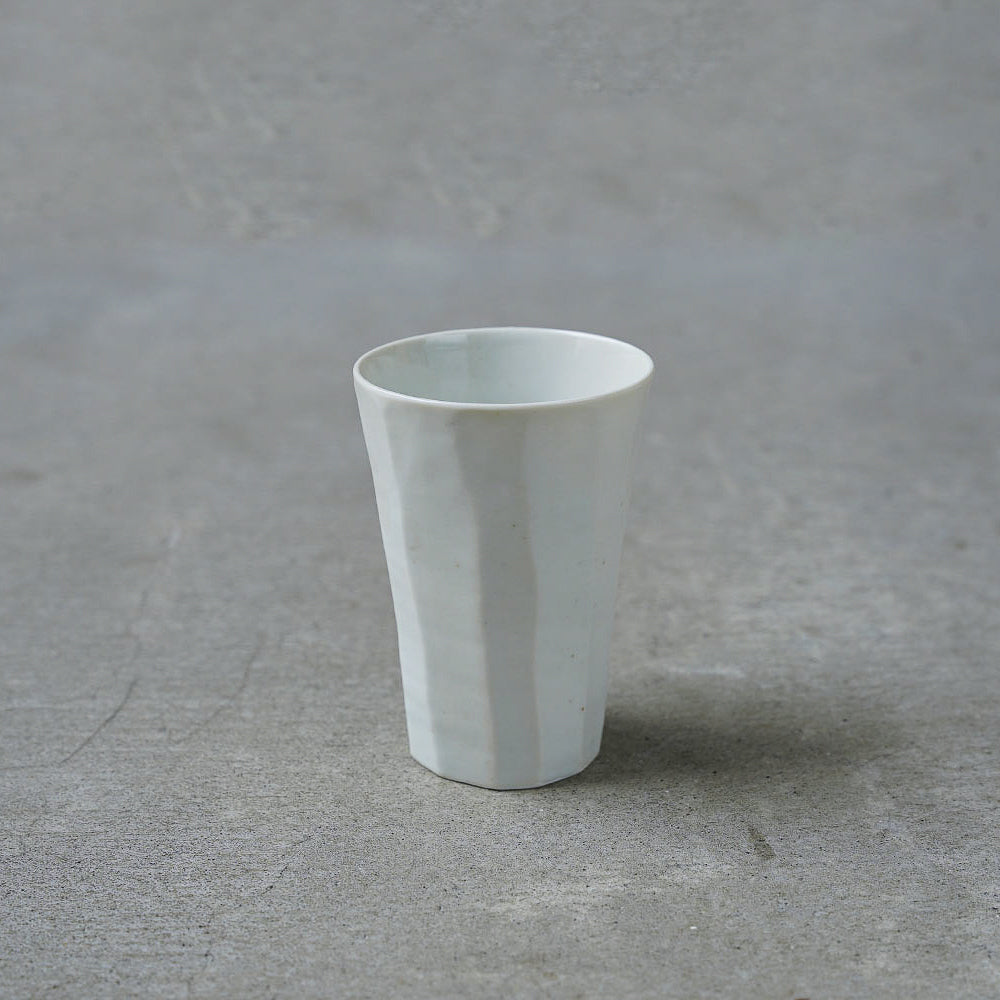 Kasen Kiln White Porcelain Twisted Carved Cup