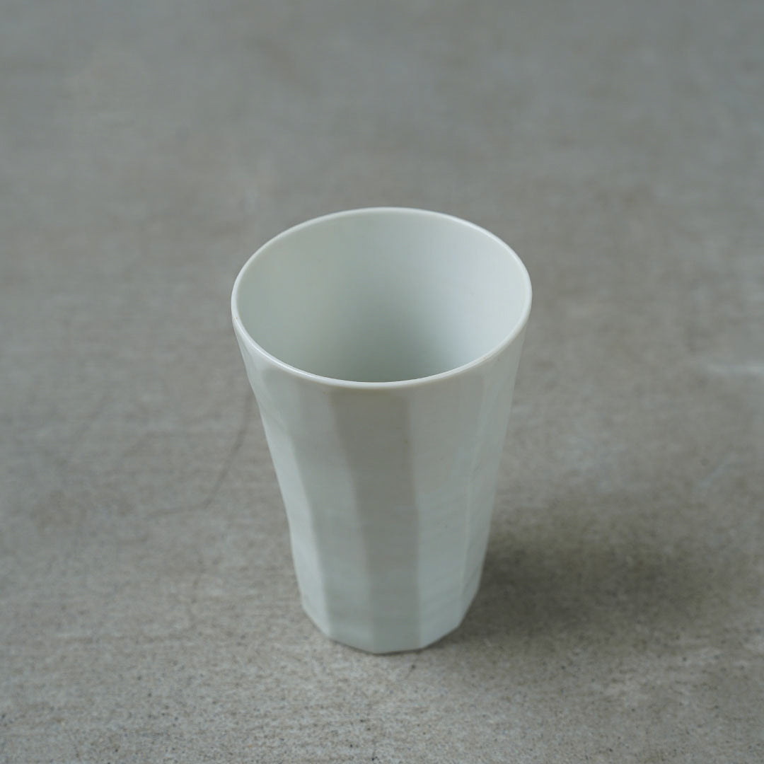 Kasen Kiln White Porcelain Twisted Carved Cup