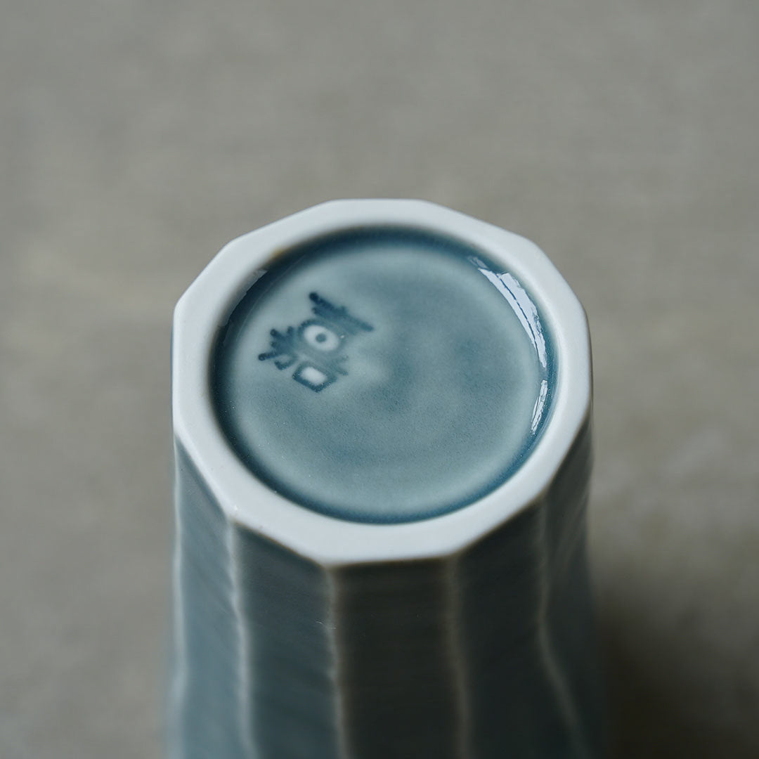 Kasen Kiln Ruri-ji Carved Glass