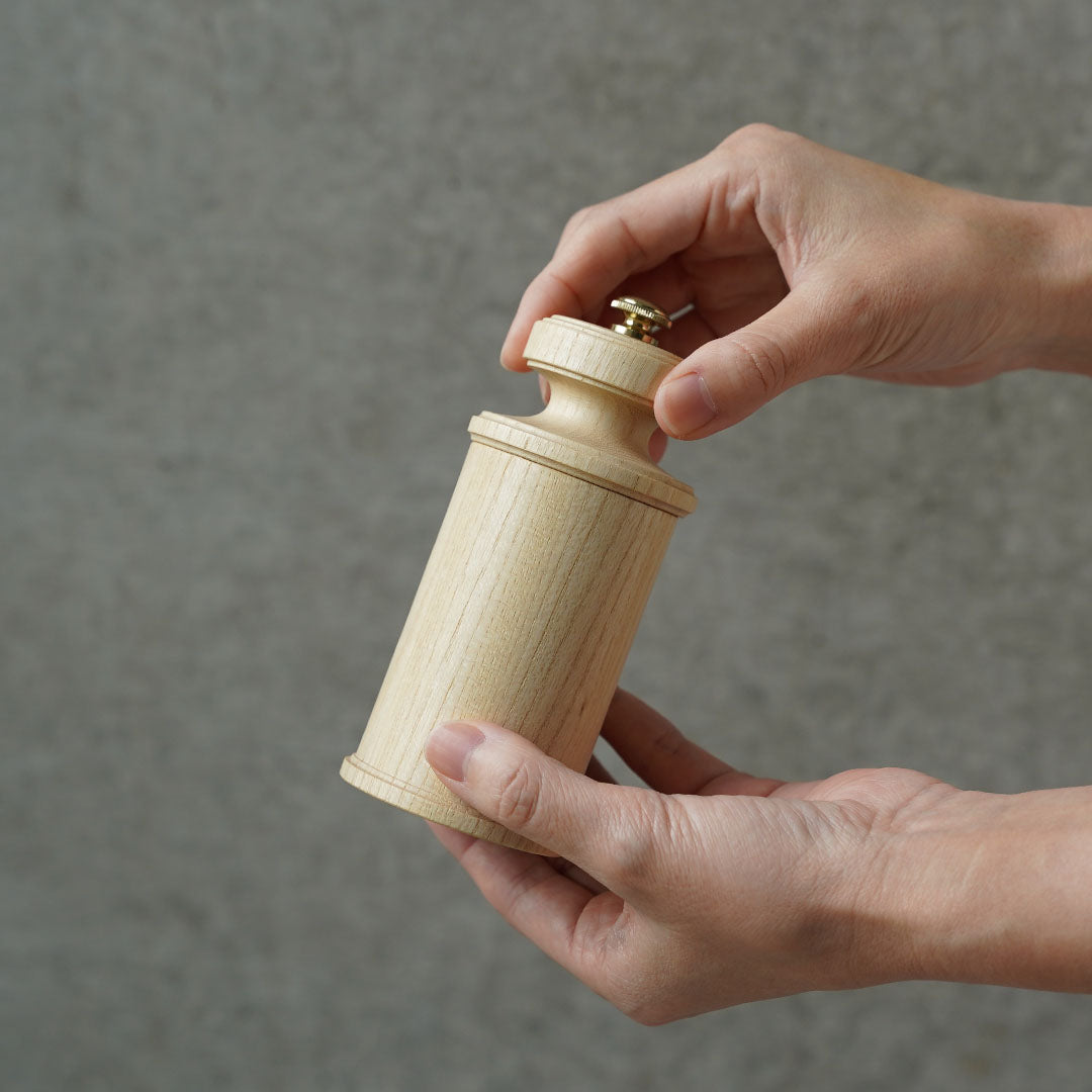 Yamani Woodworking Pepper Mill 4 Zundo