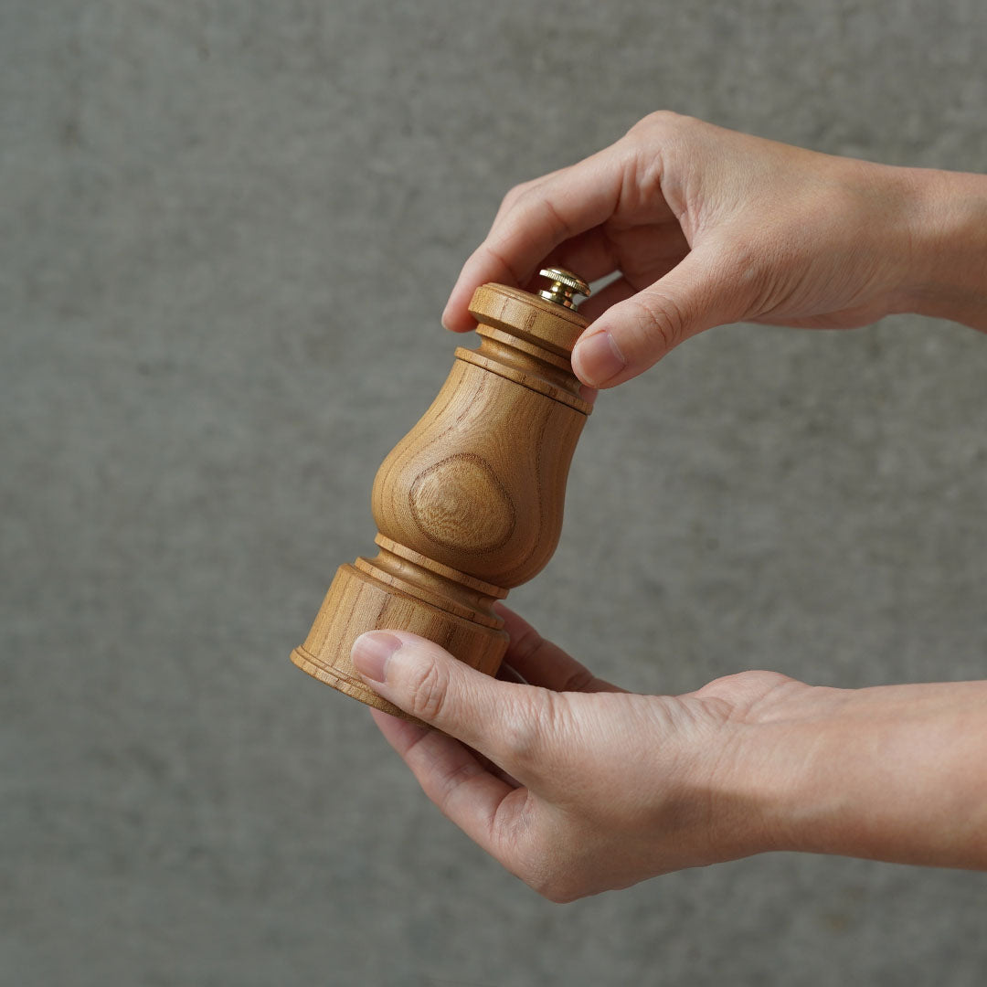 Woodwork Yamani Pepper Mill 4 Nasu