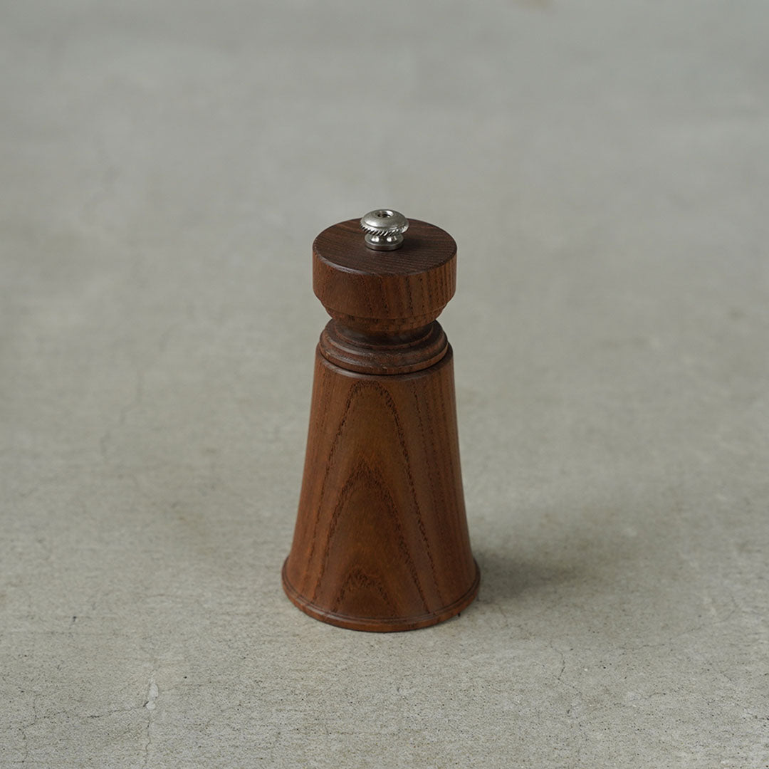 Yamani Woodcrafts Salt Mill 4 Suehiro
