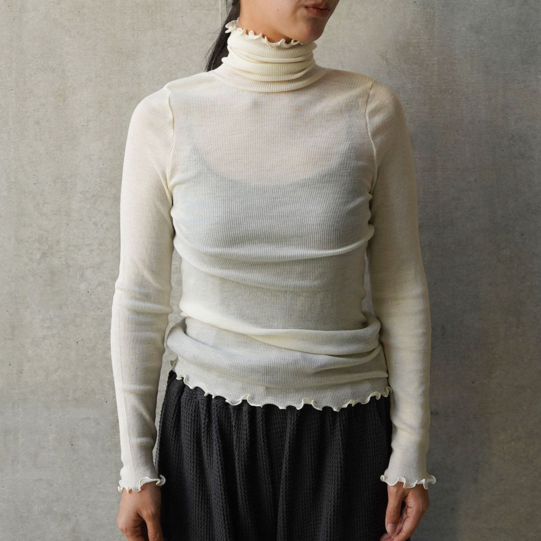 me. merino washable wool タートルネック